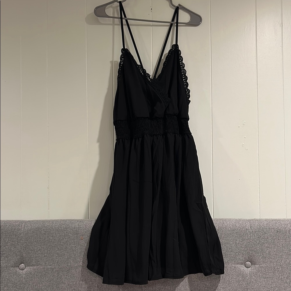 Elegant Black Lace Trim Dress
